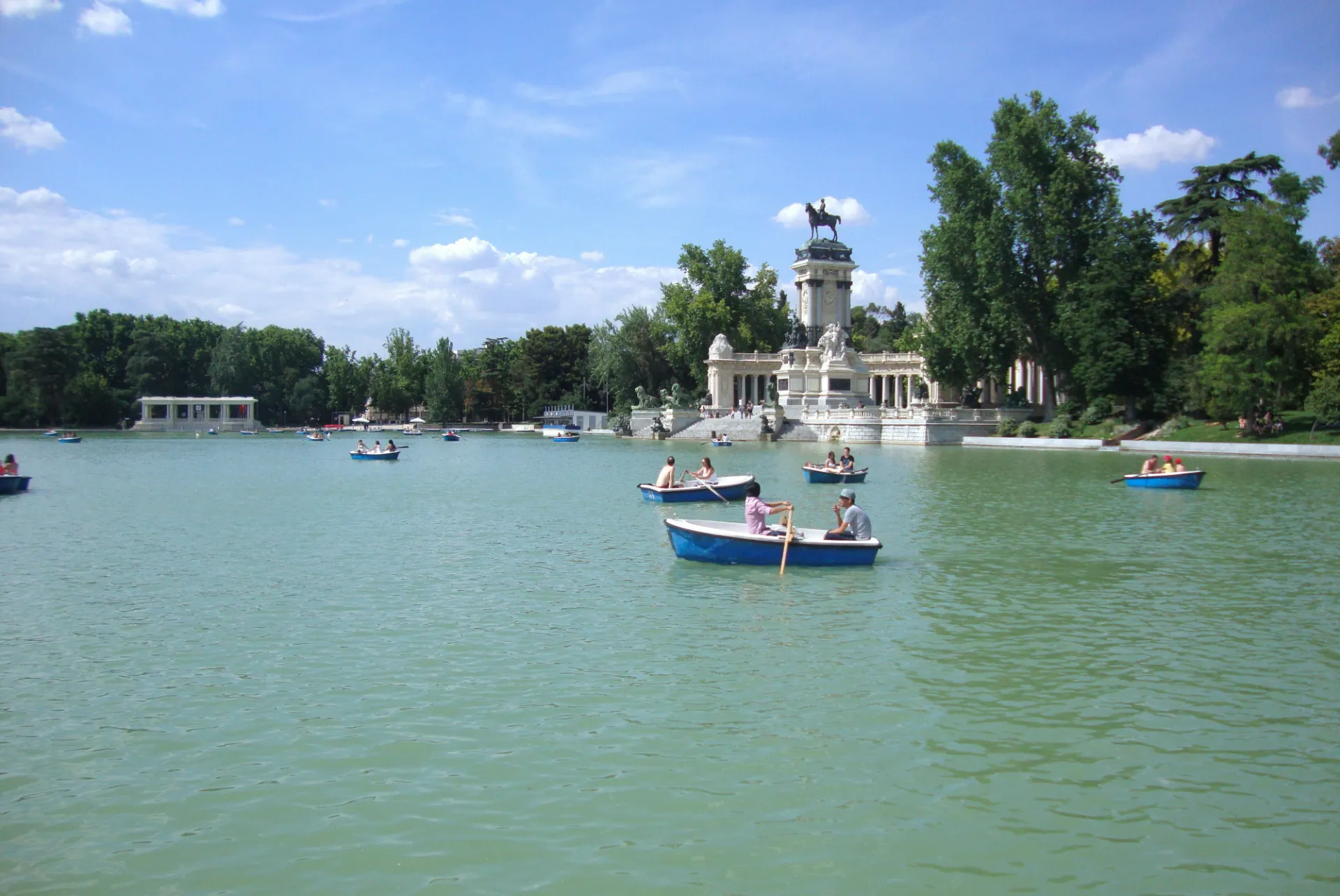 El Parque del Retiro · Madrid — Estanque y Monumento a Alfonso XII